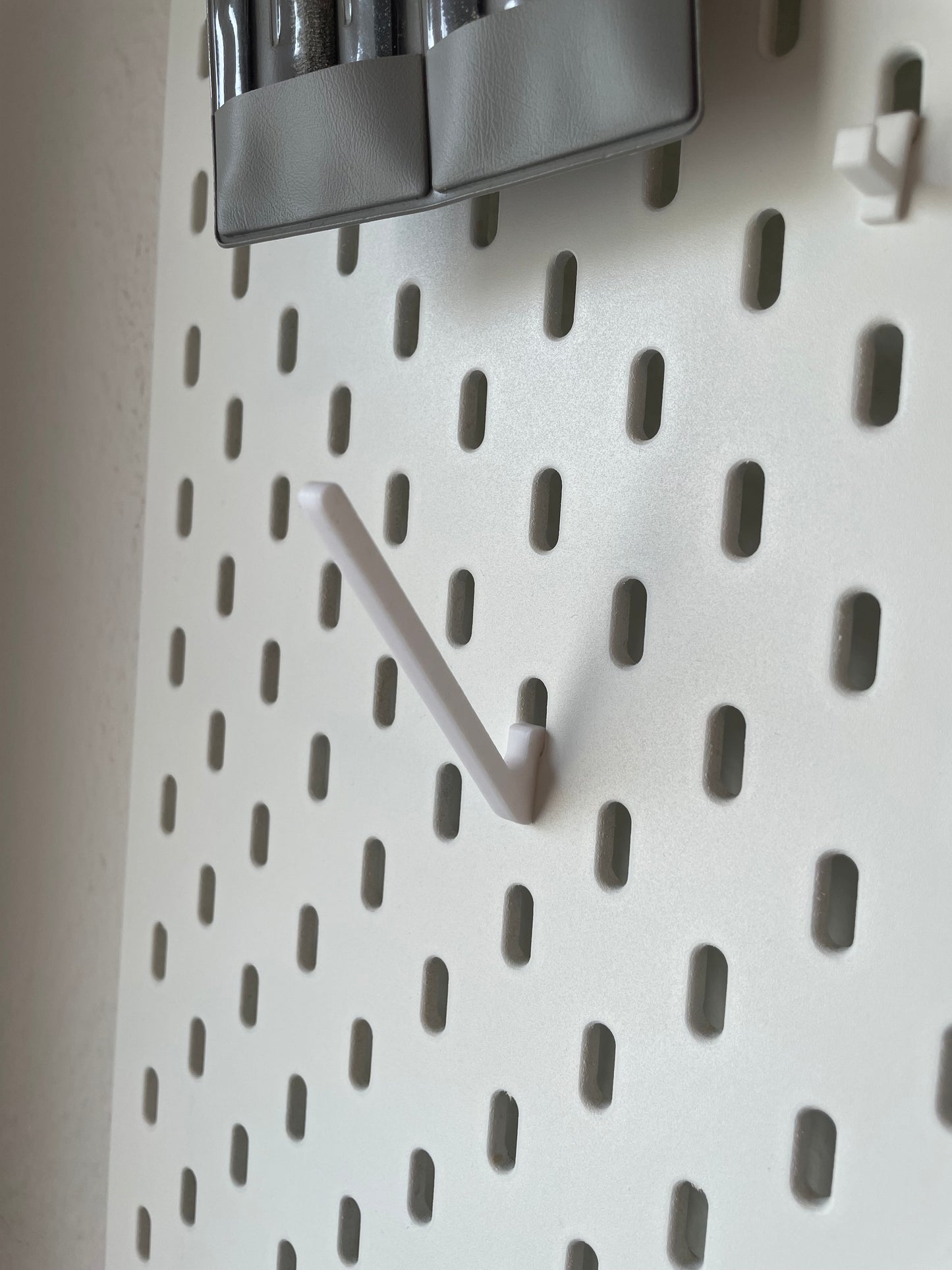 Ikea Skadis Garnrollenhalter